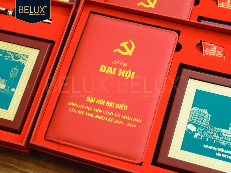 Lô 200 tranh Tòa Nhà Học Viện Cảnh Sát Nhân Dân 25x20cm bằng đồng thiết kế theo yêu cầu